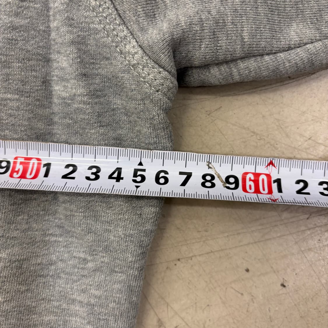 나이키 맨유 빅로고 그레이 맨투맨 상품이미지5