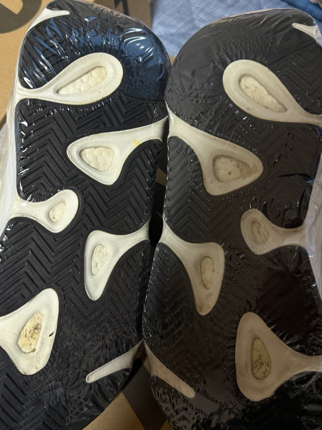 이지 부스트 700 스태틱 270 상품이미지3