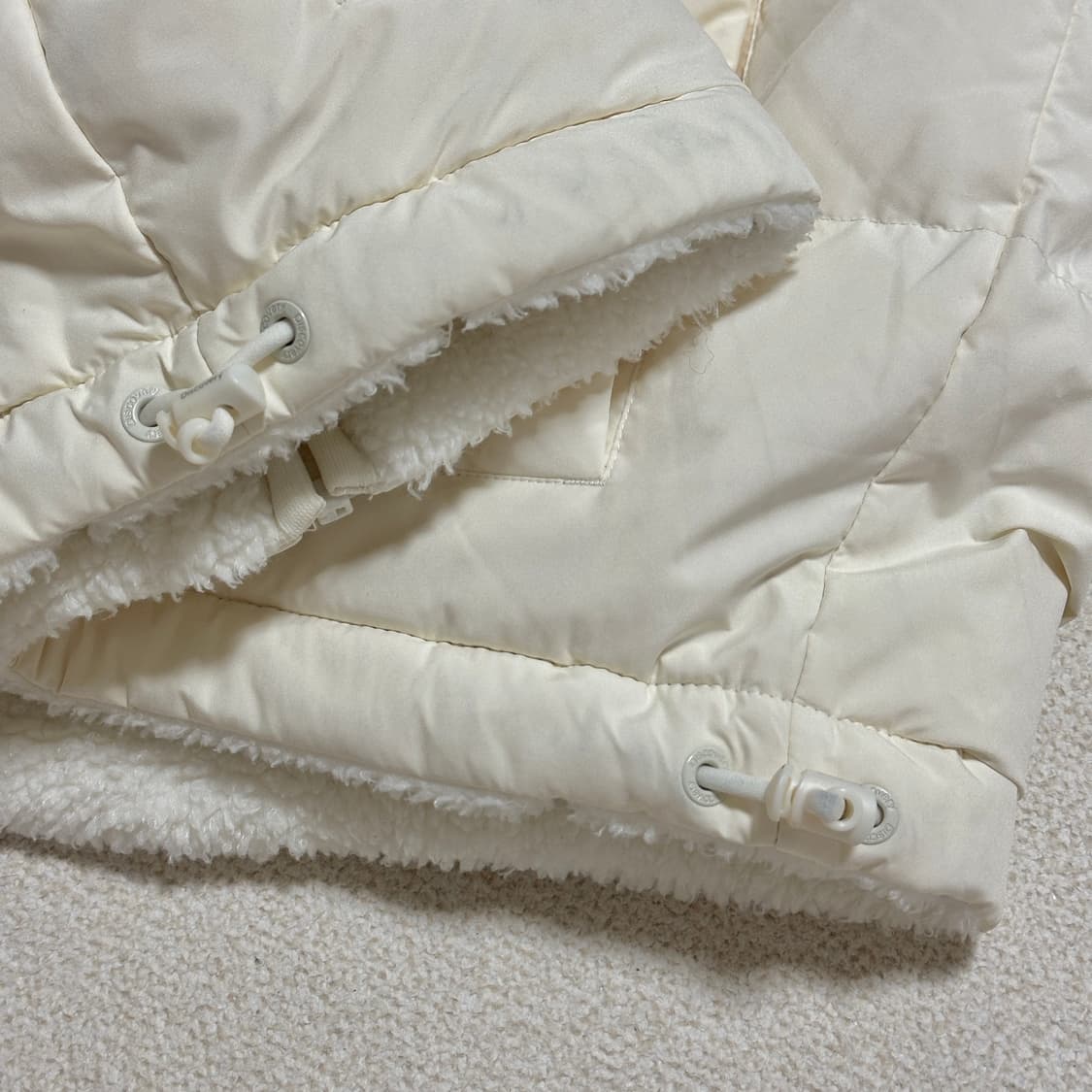 디스커버리 익스페디션 케이드 후드 리버시블 RDS 구스다운 숏패딩 상품이미지7