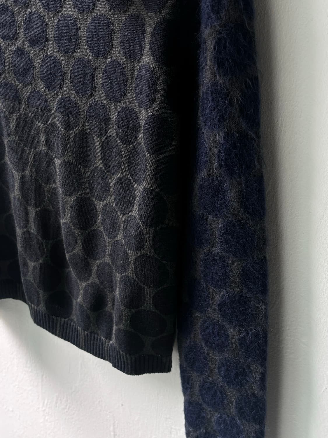 언더커버 00aw 도트 터틀넥 상품이미지6