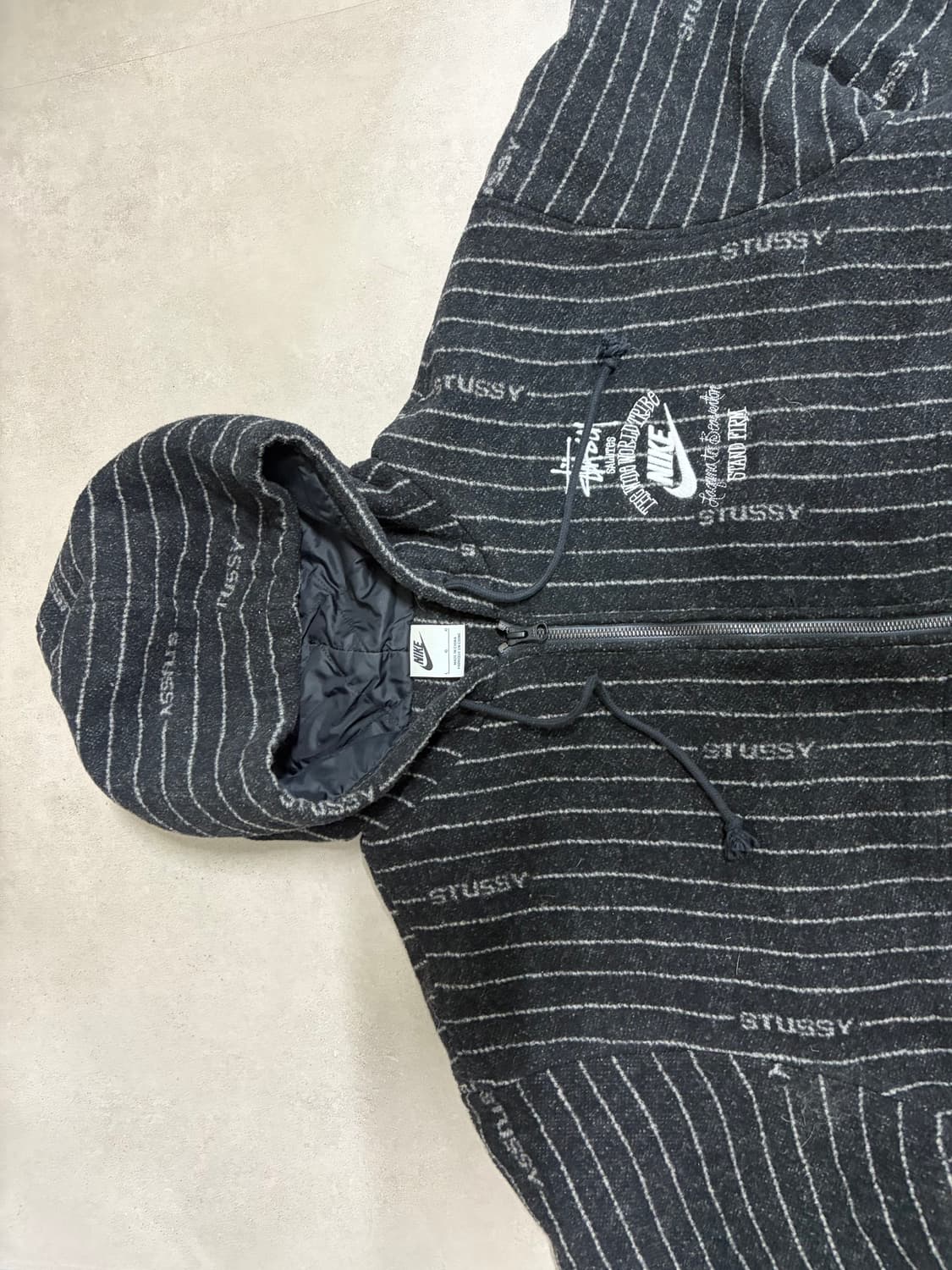 나이키 스투시 스트라이프 셋업 판매합니다 상품이미지2