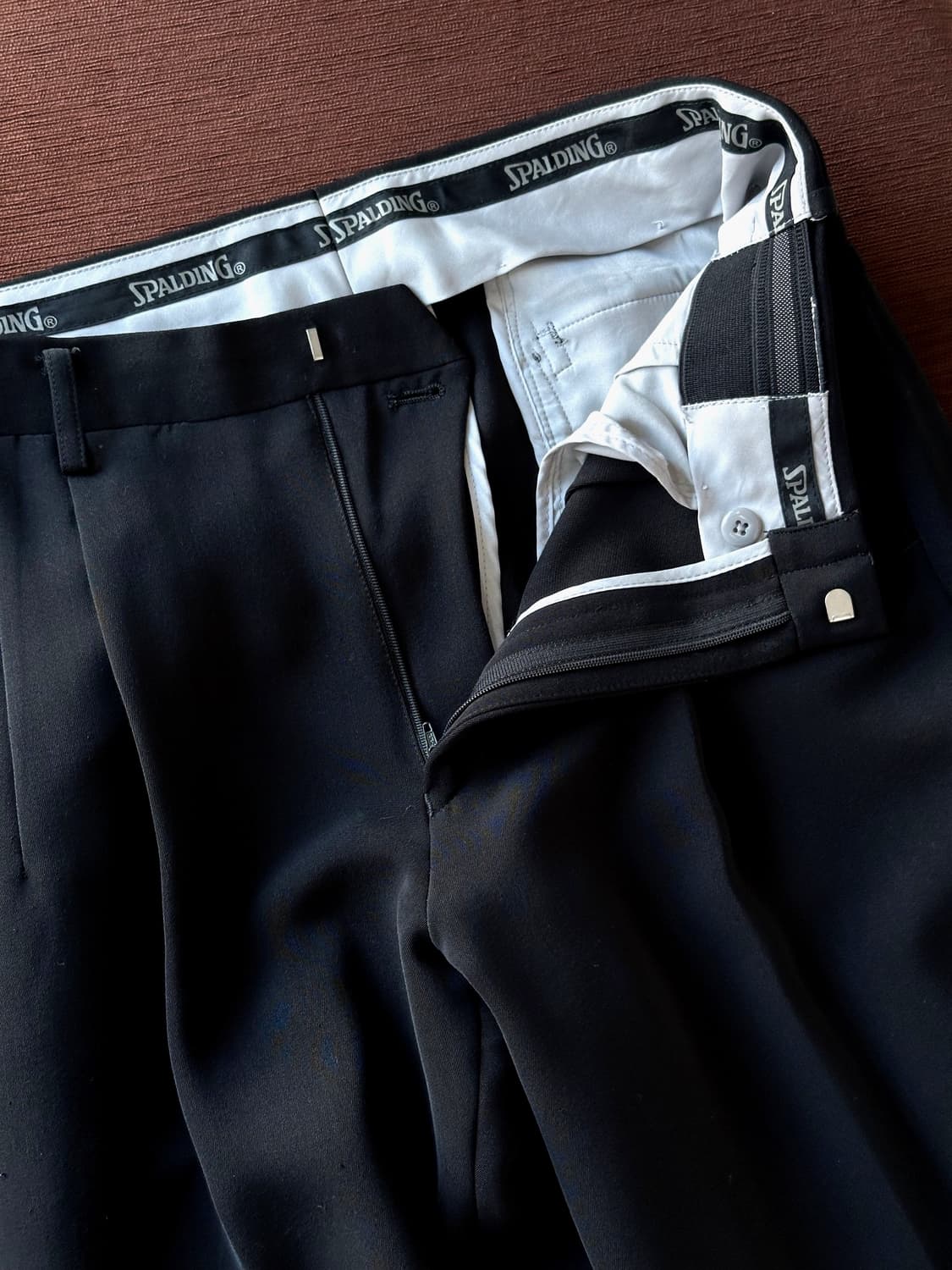 Light poly 2 tuck straight trousers 상품이미지2