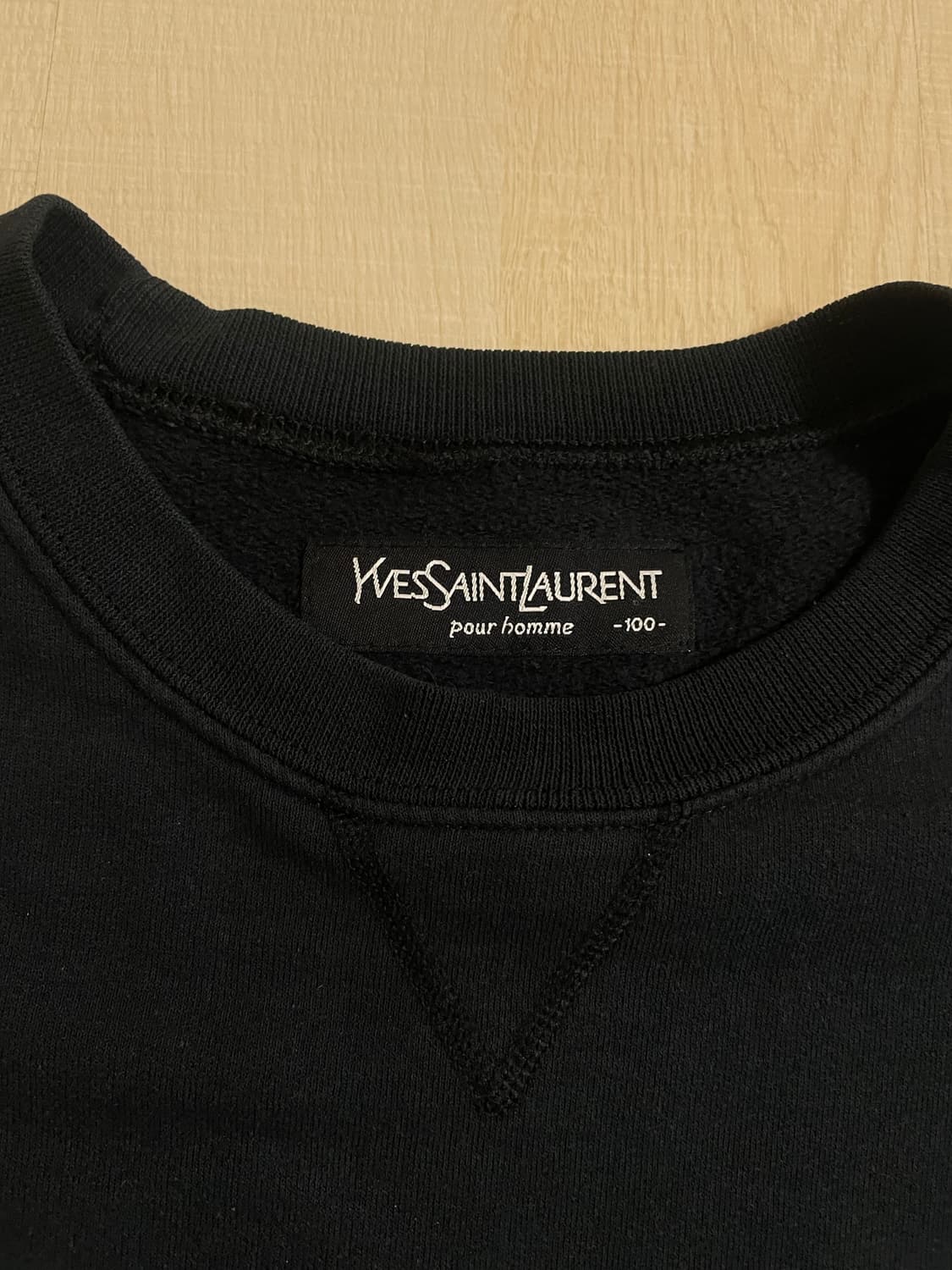 생로랑 로고 맨투맨 입생로랑 상품이미지4