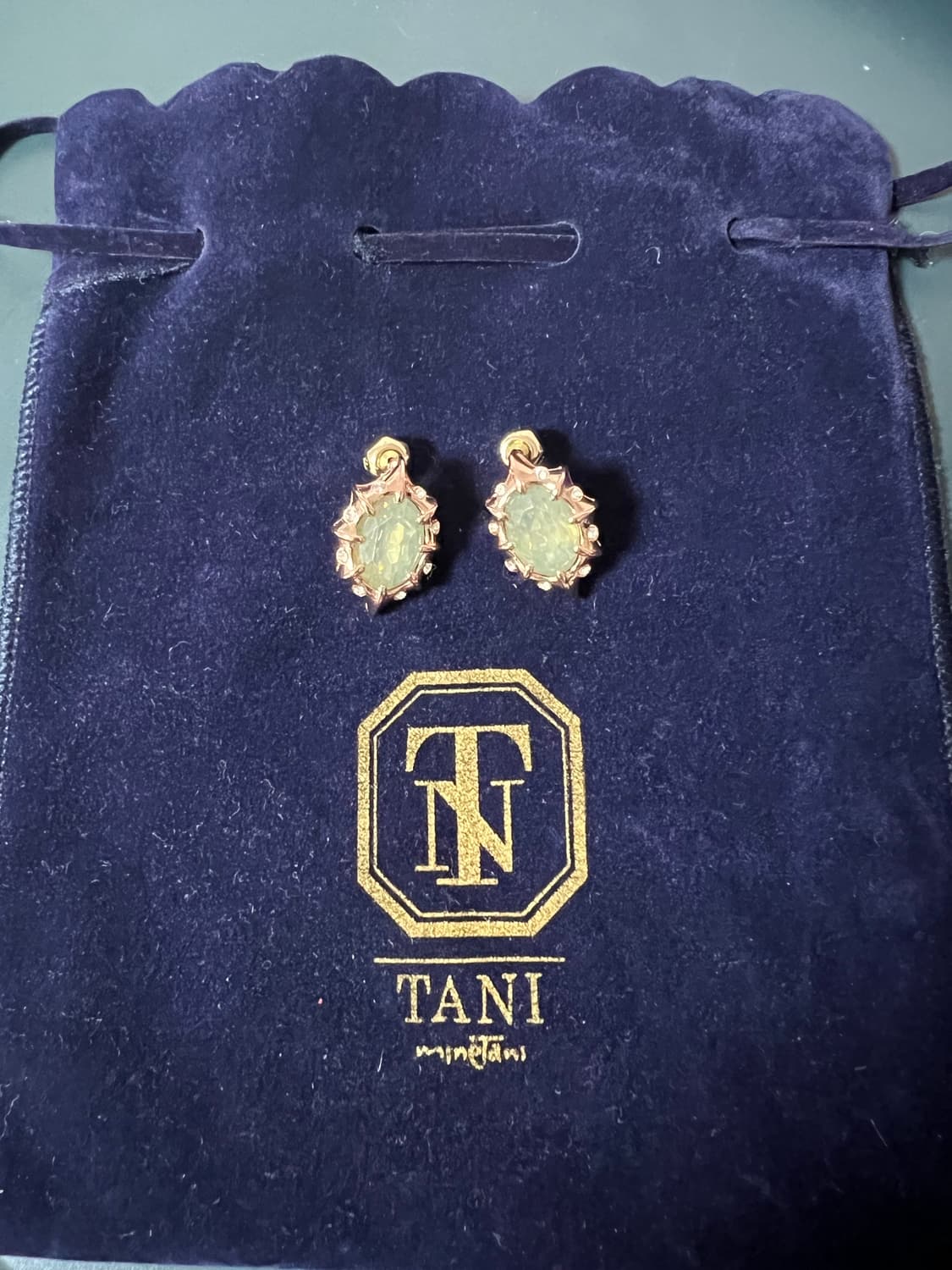 타니 바이 미네타니 귀걸이 신세경 착용 상품이미지5