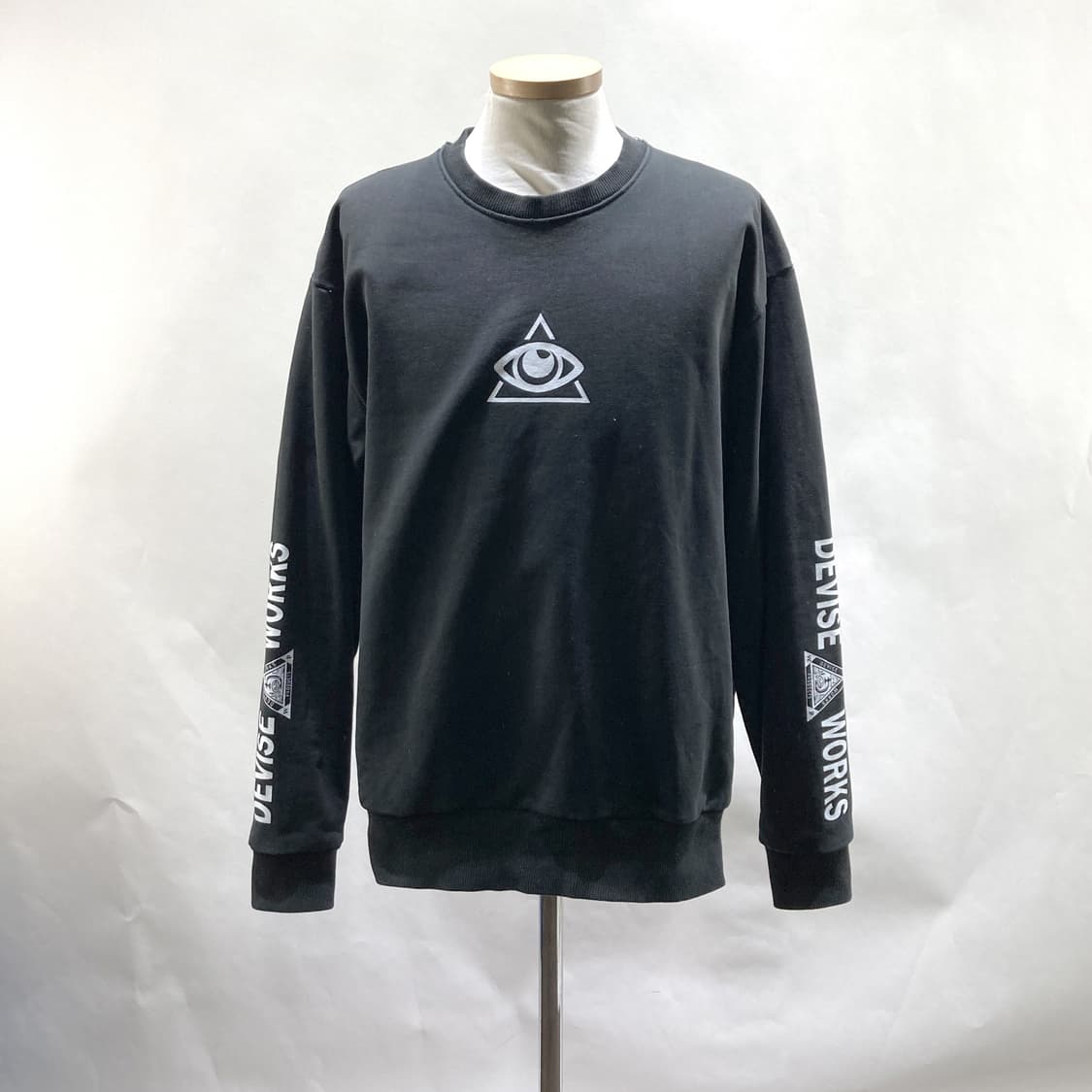 디바이스웍스 남성맨투맨티 블랙 L-XL  상품이미지1