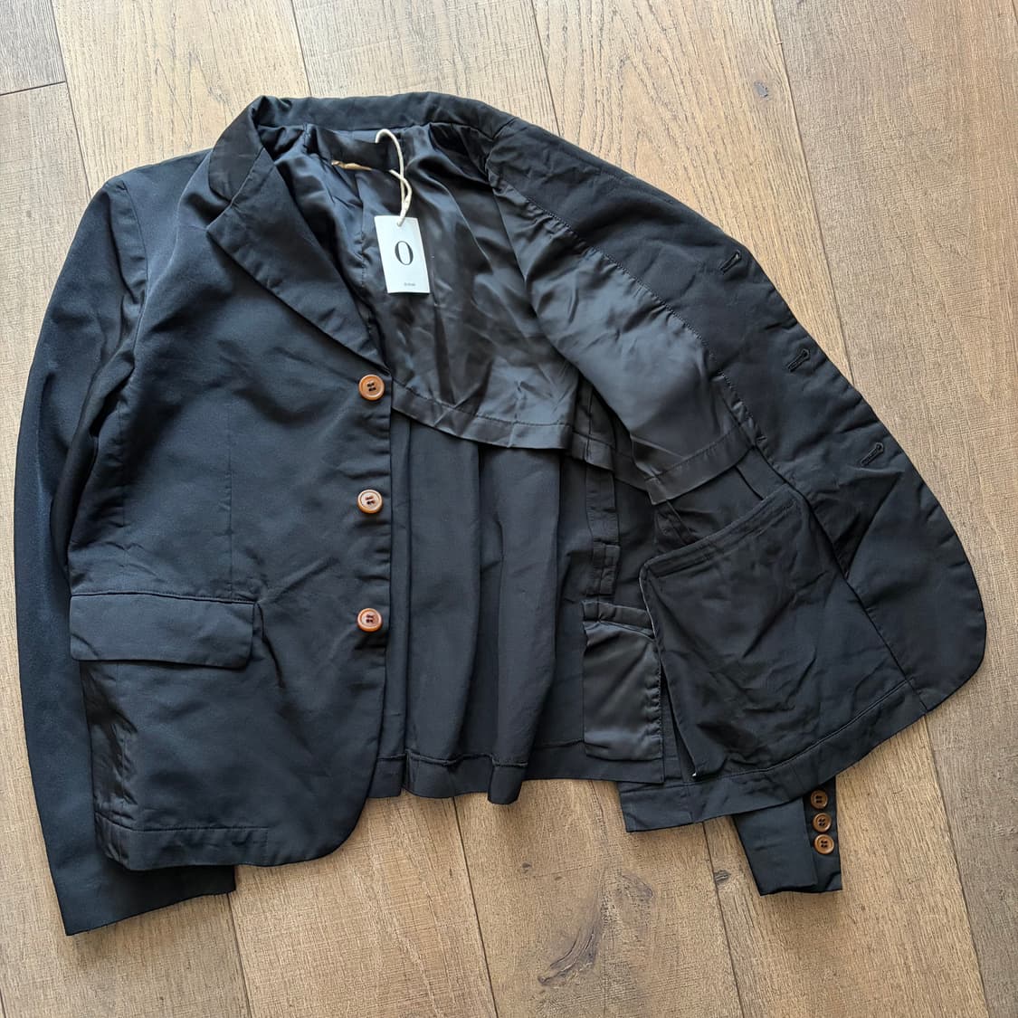 Back Pleats Detail Jacket 상품이미지6