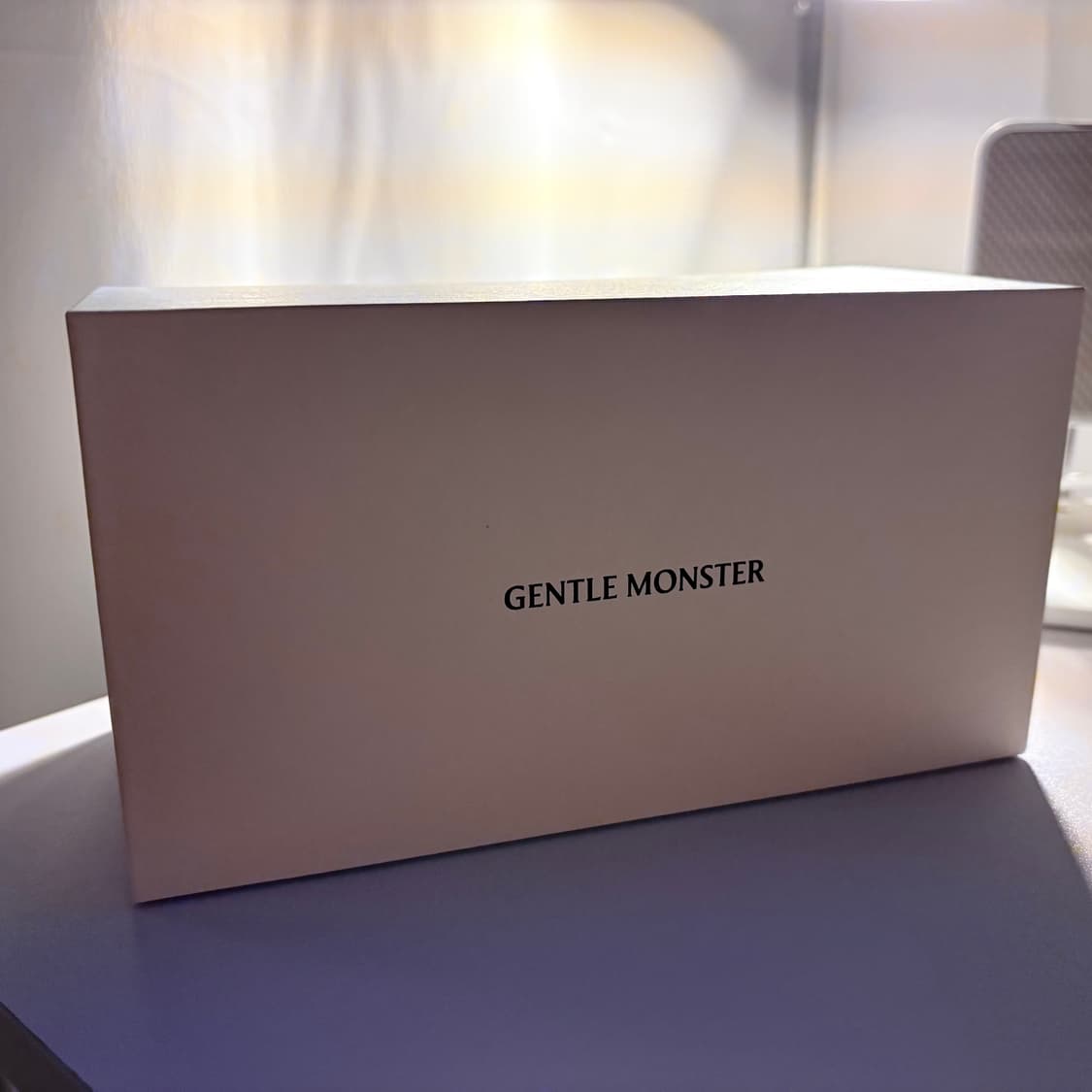 [풀박 상태 좋음] 젠틀몬스터 롭 01 블랙 상품이미지5