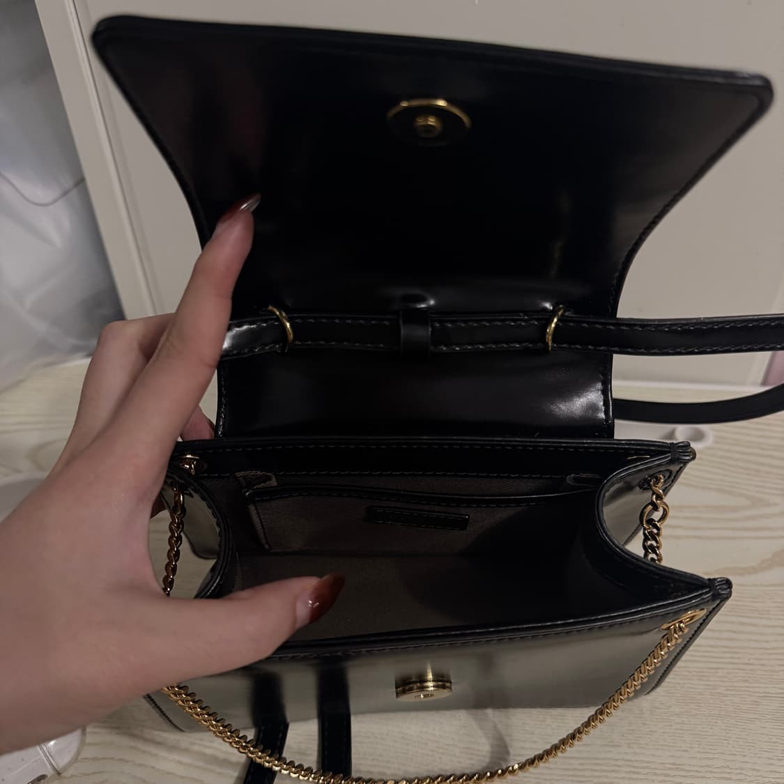 제이에스티나 크로스백 상품이미지2