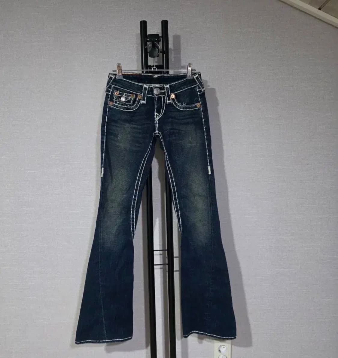 TrueReligion 트루릴리젼 부츠컷 데님 팬츠 24 상품이미지1