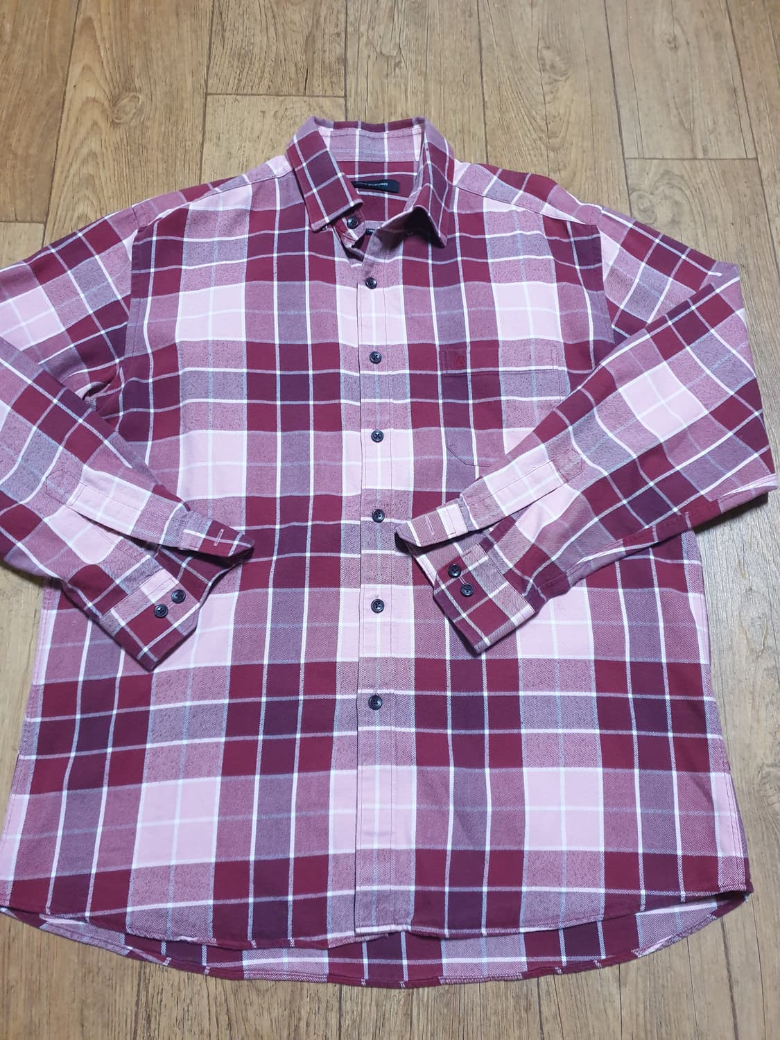 1133 루이까또즈 남방셔츠 105 사이즈입니다 상품이미지2