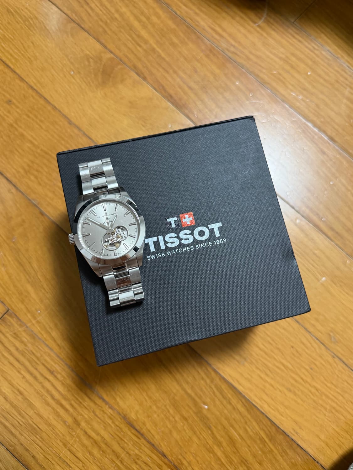 티쏘 젠틀맨 파워매틱 오픈하트 상품이미지4