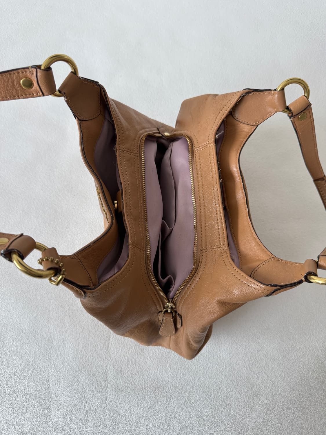 코치(COACH) 레더 숄더백 상품이미지8