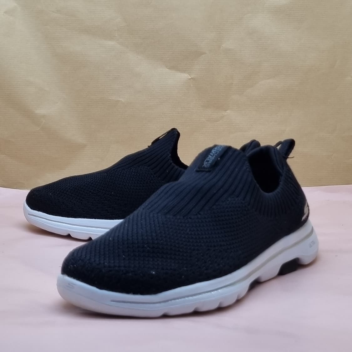 스케쳐스 고워크 5 여성슬립온240 상품이미지1