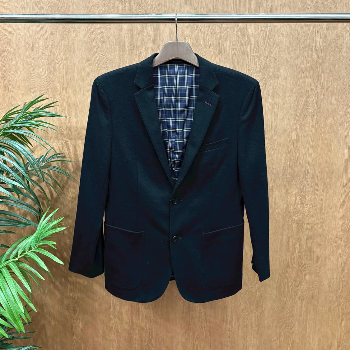 버버리 블랙 라벨 울 테일러드 자켓 투 버튼 체크 안감 배색 디테일 블랙 상품이미지1