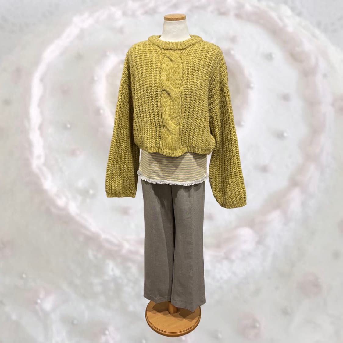 NICE CLAUP 나이스클랍 올리브 빅 케이블 크롭 니트 상품이미지4