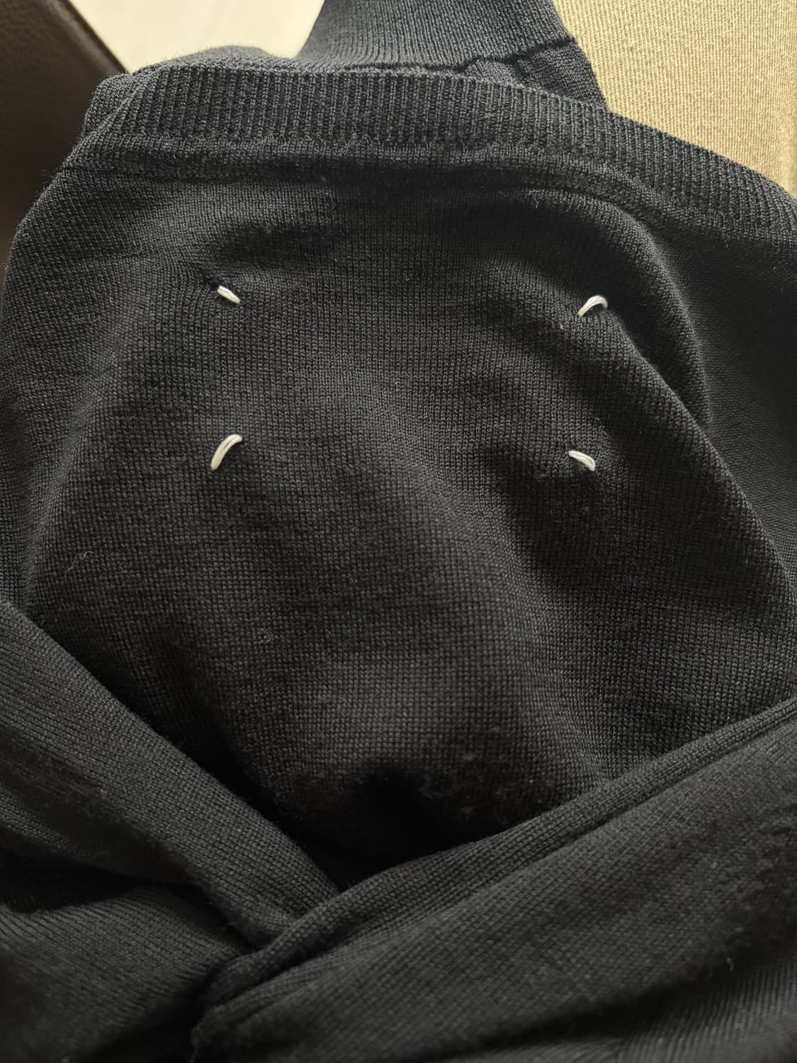 마르지엘라 블랙 라나울 니트 상품이미지1