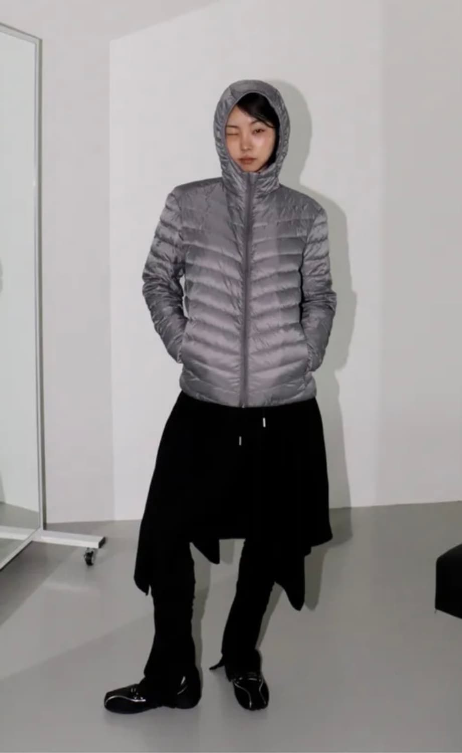 넥시 울트라 라이트 다운 후드 경량 패딩 그레이 상품이미지1
