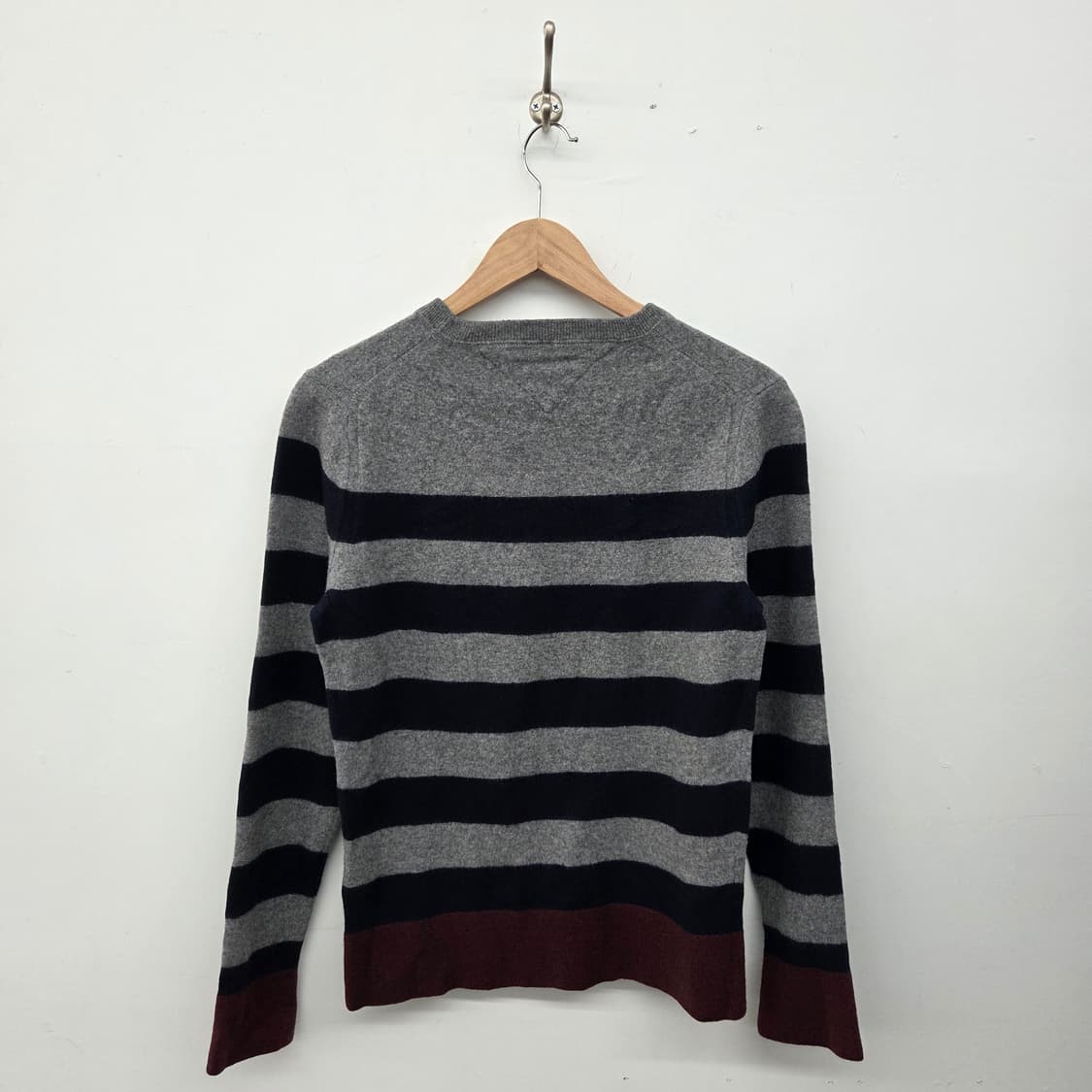 타미힐피거 스트라이프 패턴 니트 여L 상품이미지5