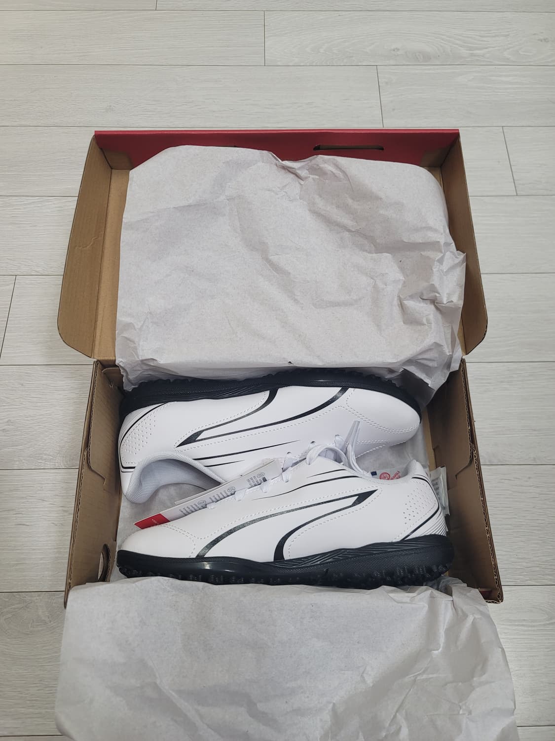 (220)푸마 풋살화 비토리아 TT Jr.[대전 직거래도 가능] 상품이미지3