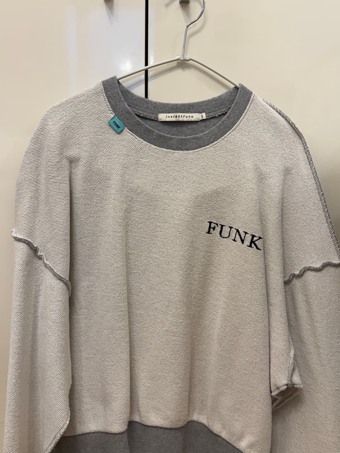 인스턴트펑크 맨투맨 상품이미지1