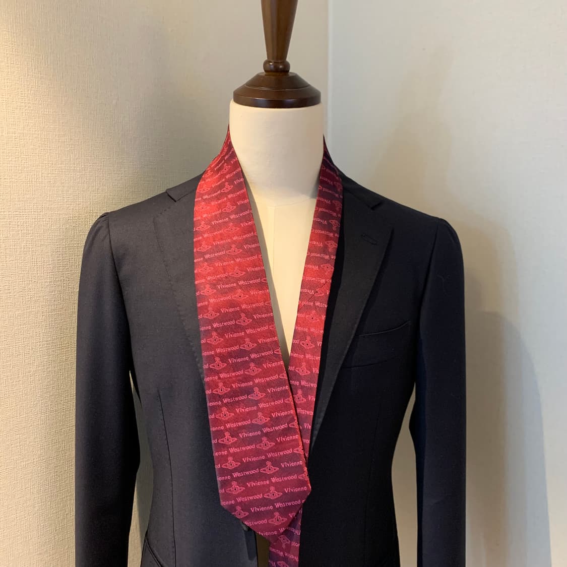비비안웨스트우드 로고플레이 명품넥타이 100실크 모노그램 정장코디 상품이미지1