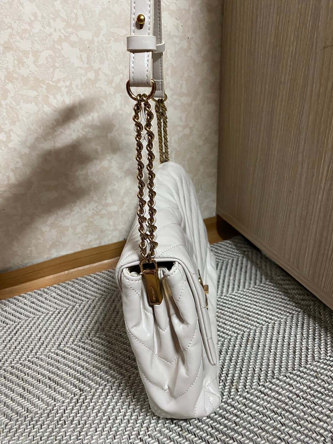 제이에스티나 숄더백 상품이미지3