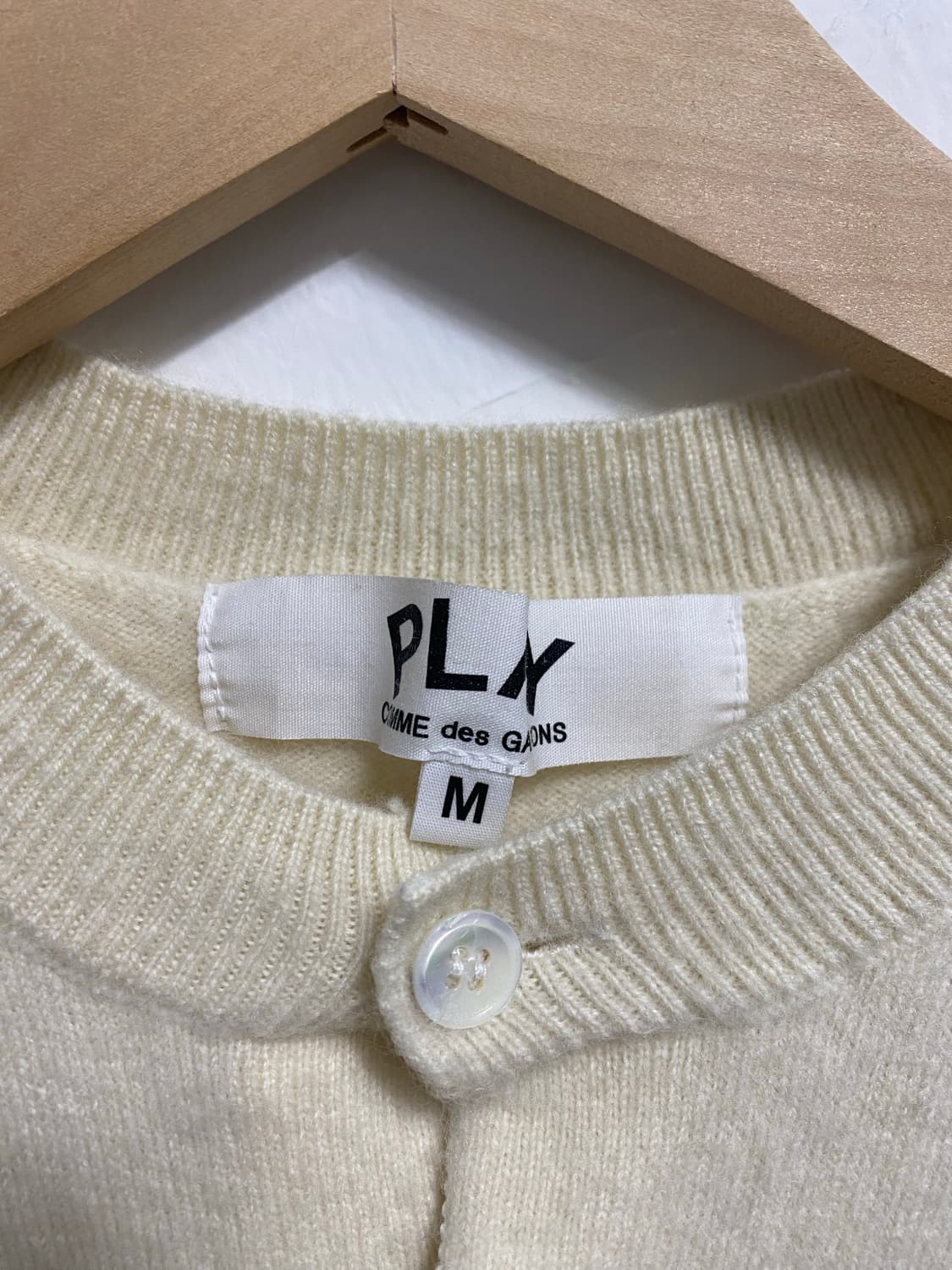 꼼데가르송 아이보리 화이트와펜 가디건 M 상품이미지3