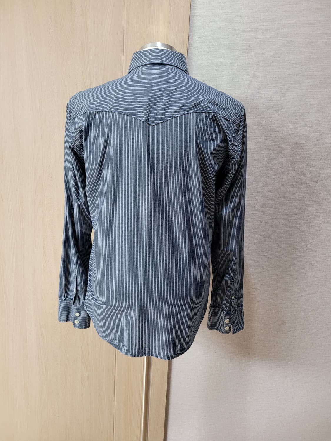 스파오 SPAO 남자 웨스턴 스트라이프 셔츠 L 블루 상품이미지5