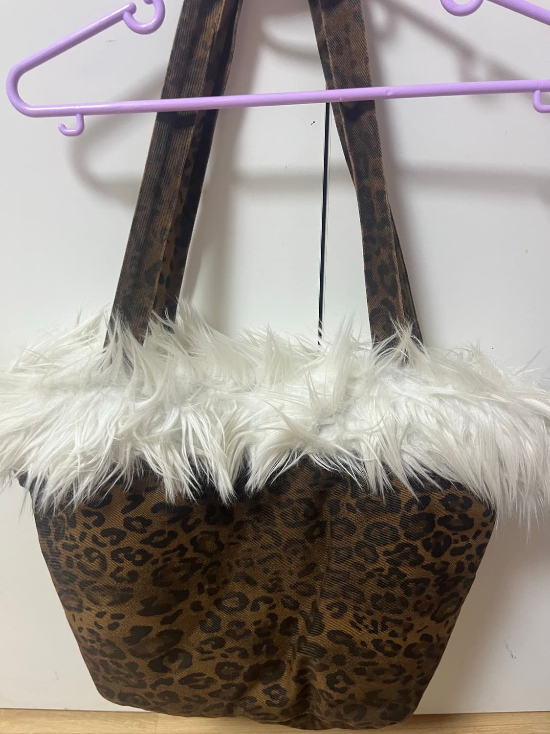 베이비메탈클럽 베메클 샤기백 화이트 상품이미지4