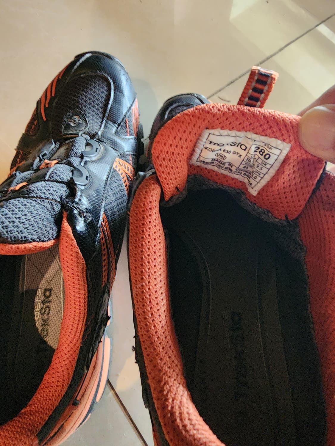 남성 신발 5켤레 일괄 팜.(트랙스타 등산화, 아디다스 운동화, 슬립온) 상품이미지3