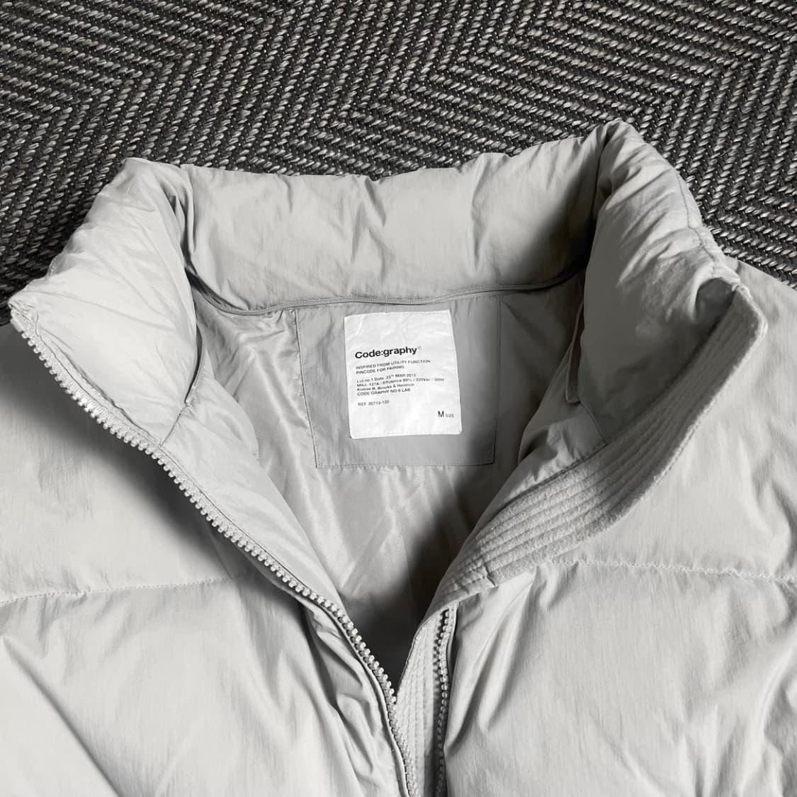 코드그라피 우먼스 덕 다운 푸퍼 크롭 패딩 그레이y 5375 상품이미지5