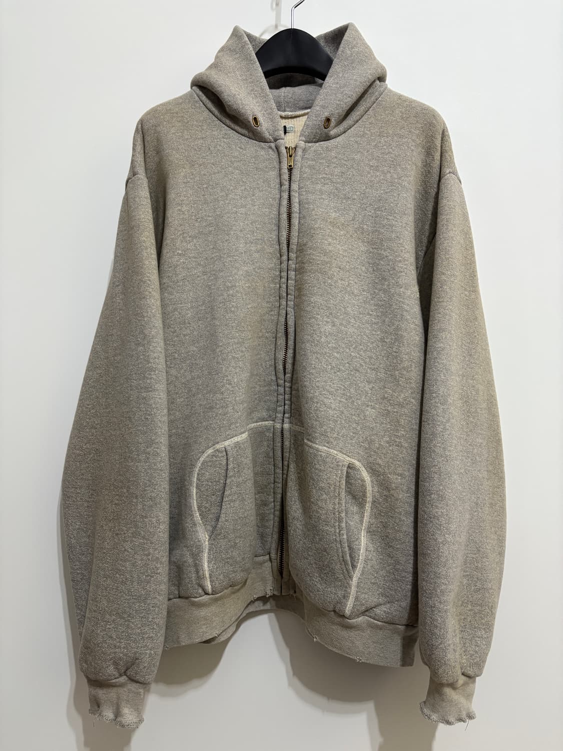 아프레쎄 / 25SS 빈티지 가공 후드 집업 그레이 / 3 상품이미지1