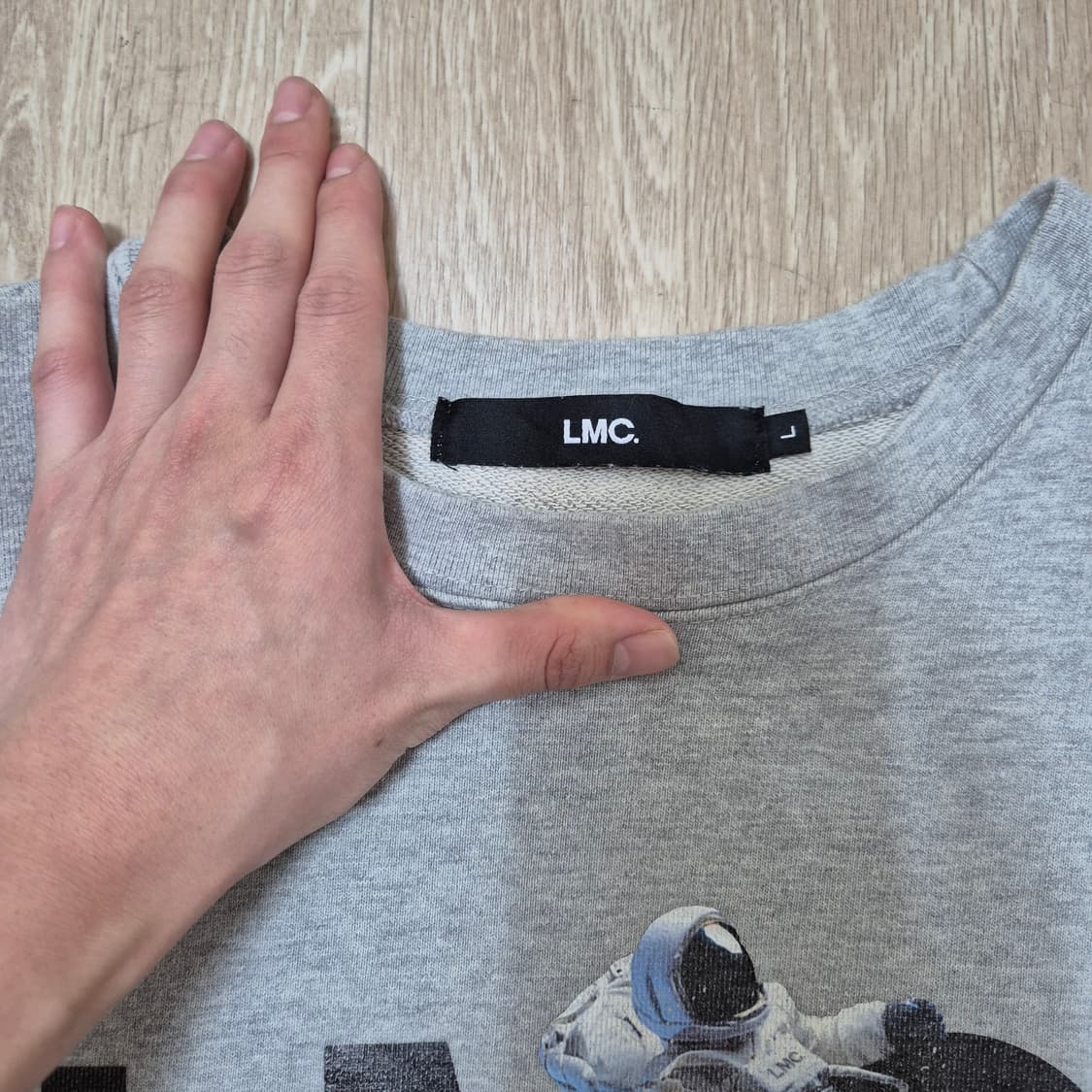 LMC 엘엠씨 우주비행사 빅로고 맨투맨 상품이미지6