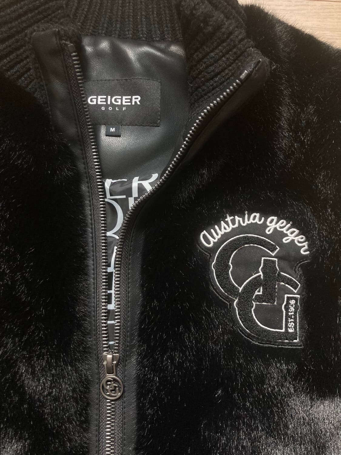 가이거 geiger 블랙 밍크 조끼 상품이미지2