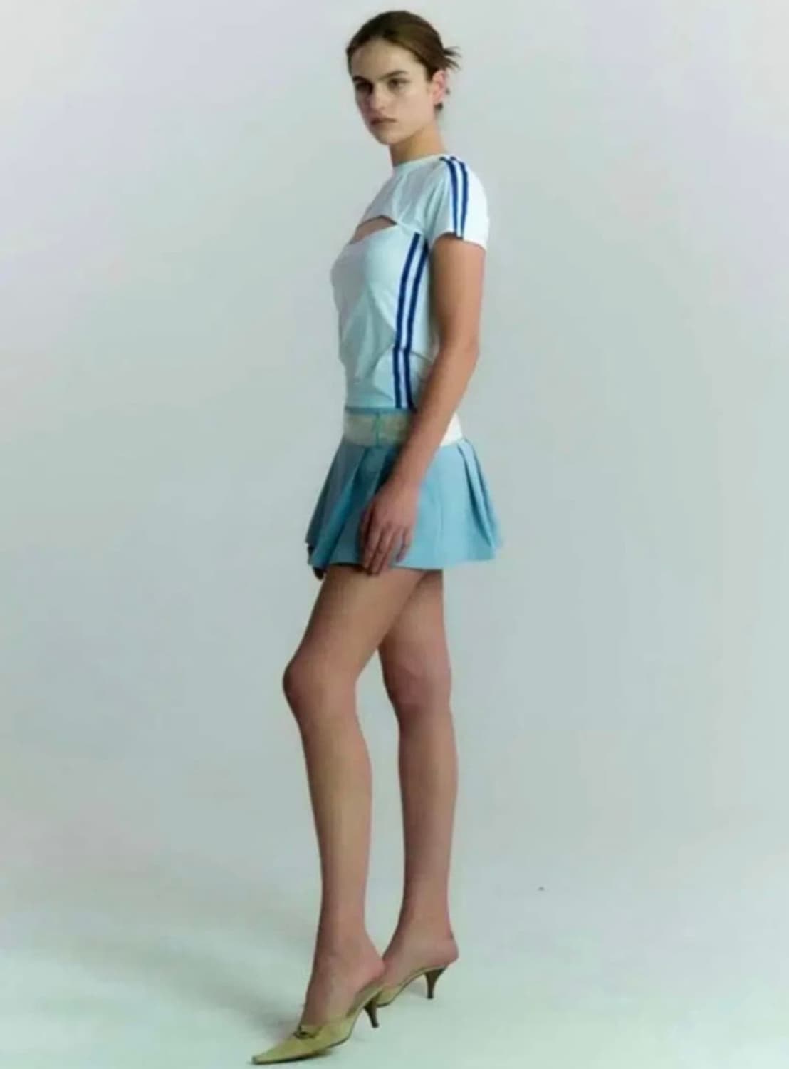 2000 아카이브스 반팔 컷아웃 탑 상품이미지3