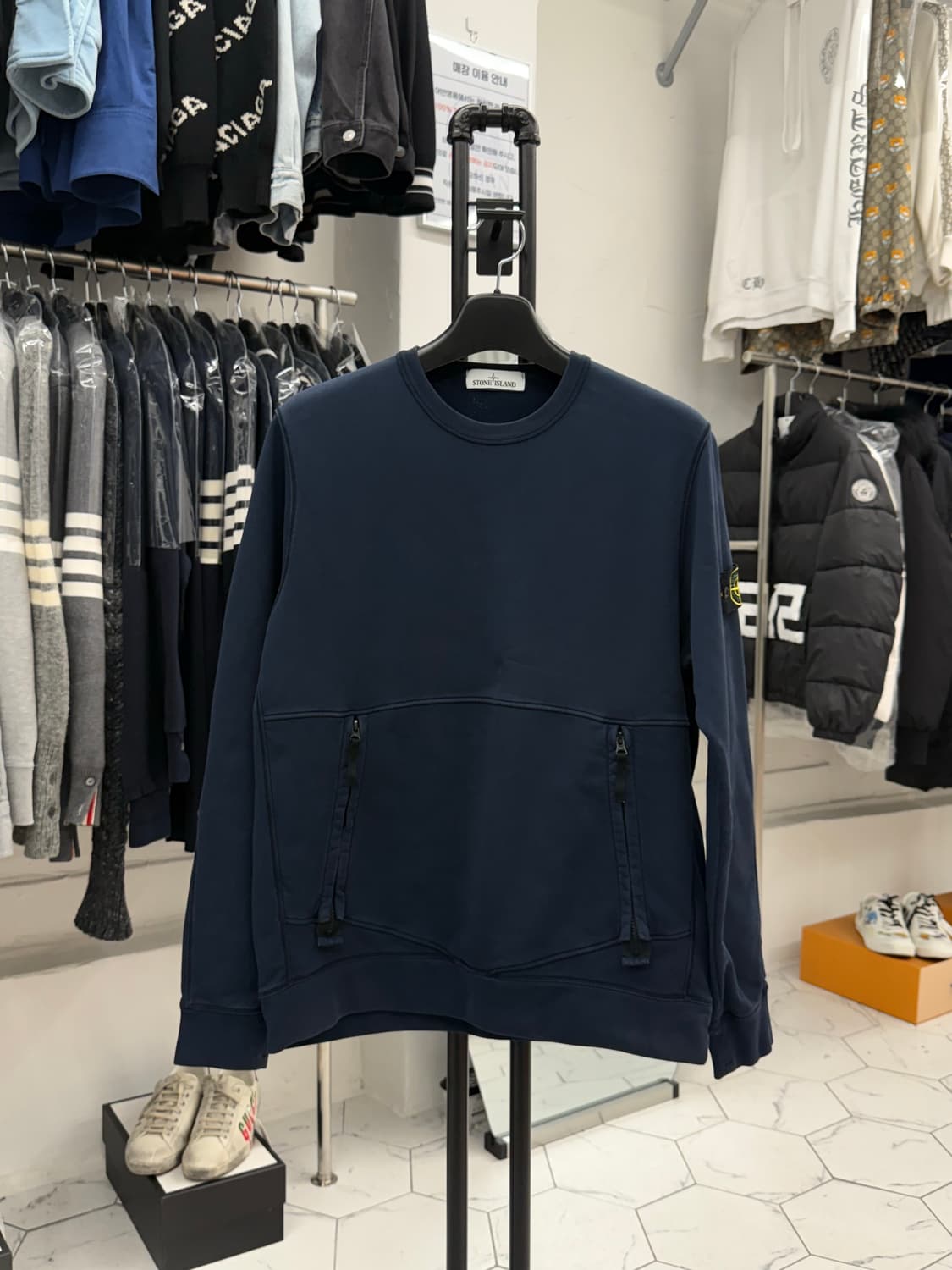 [L] 스톤아일랜드 지퍼 맨투맨 상품이미지1