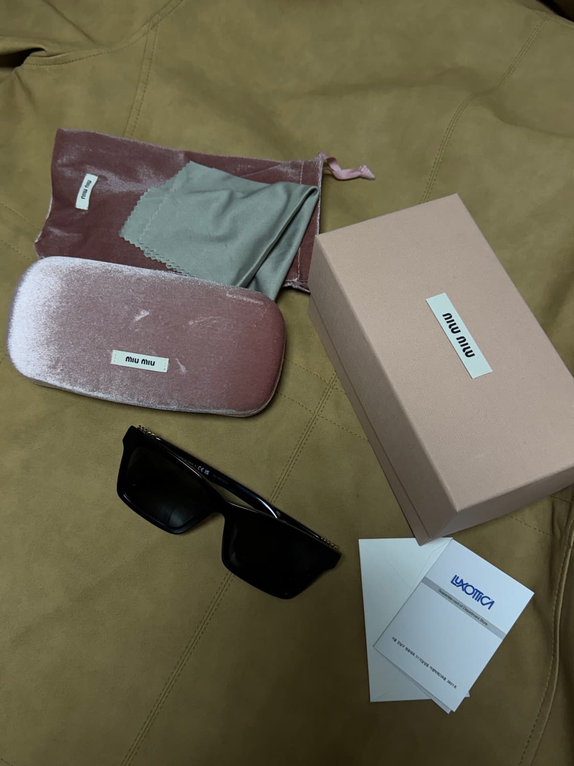 미우미우 선글라스 상품이미지1