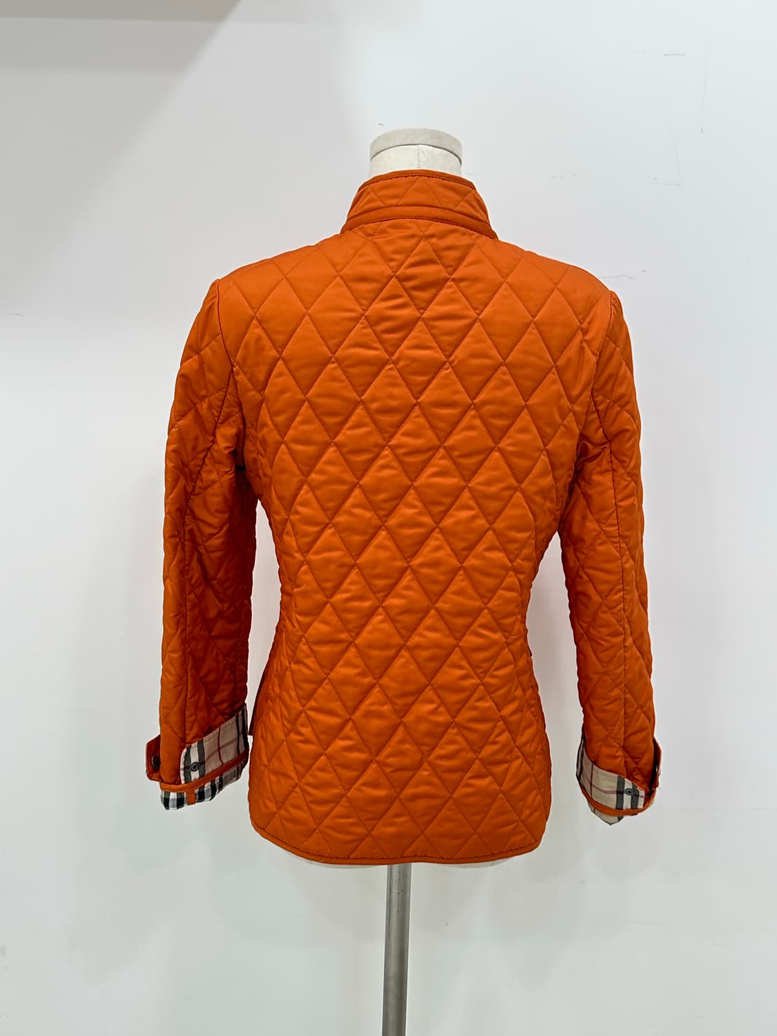 버버리 런던 맥스우드 퀼팅 상품이미지4