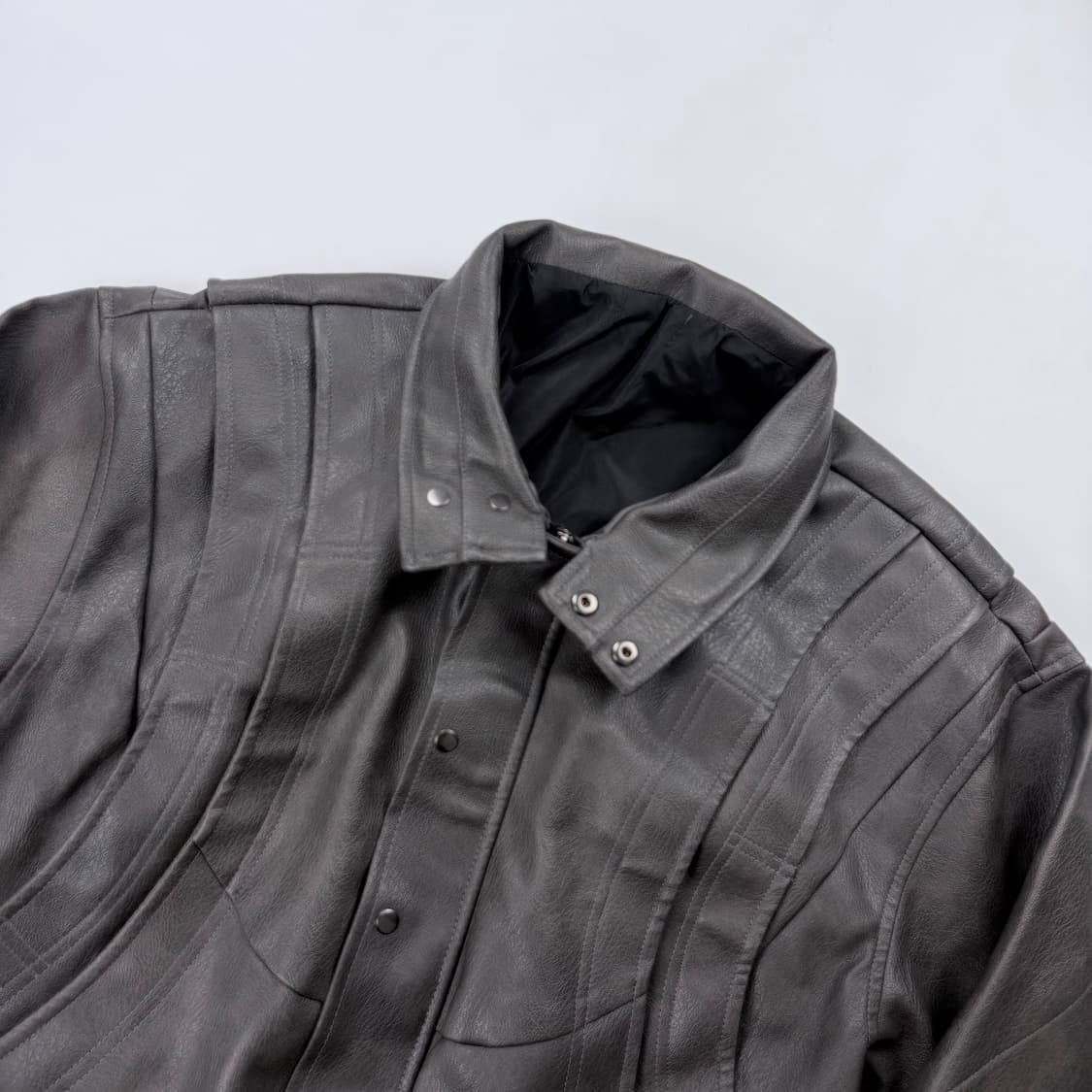 Leather 크롭 봄버 자켓 상품이미지2