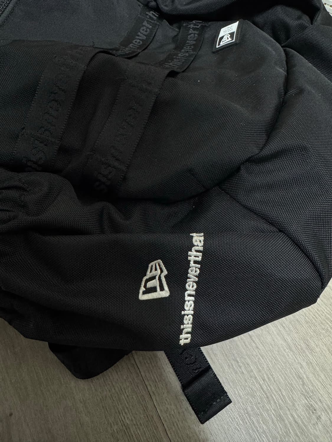 디스이즈네버댓 x 뉴에라 백팩 상품이미지5