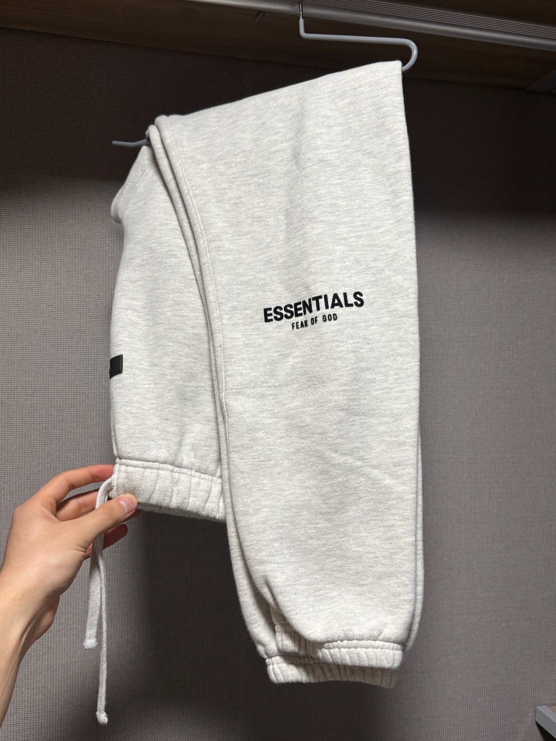 에센셜 피어오브갓 스웨트 팬츠 라이트 오트밀 S 상품이미지1