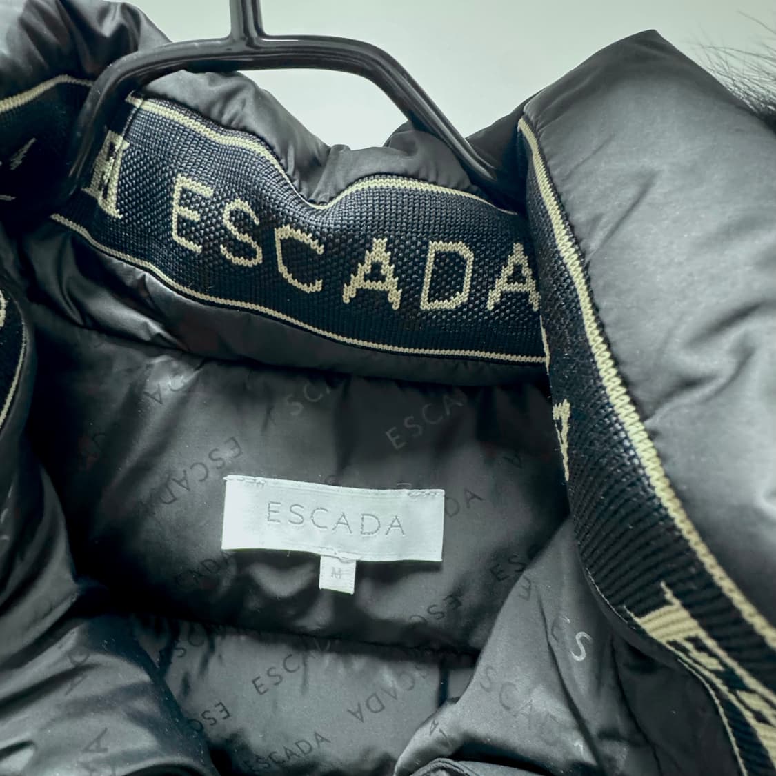 [M] 에스까다 25F/W 화이트라벨 사가 폭스 퍼 롱패딩 상품이미지5