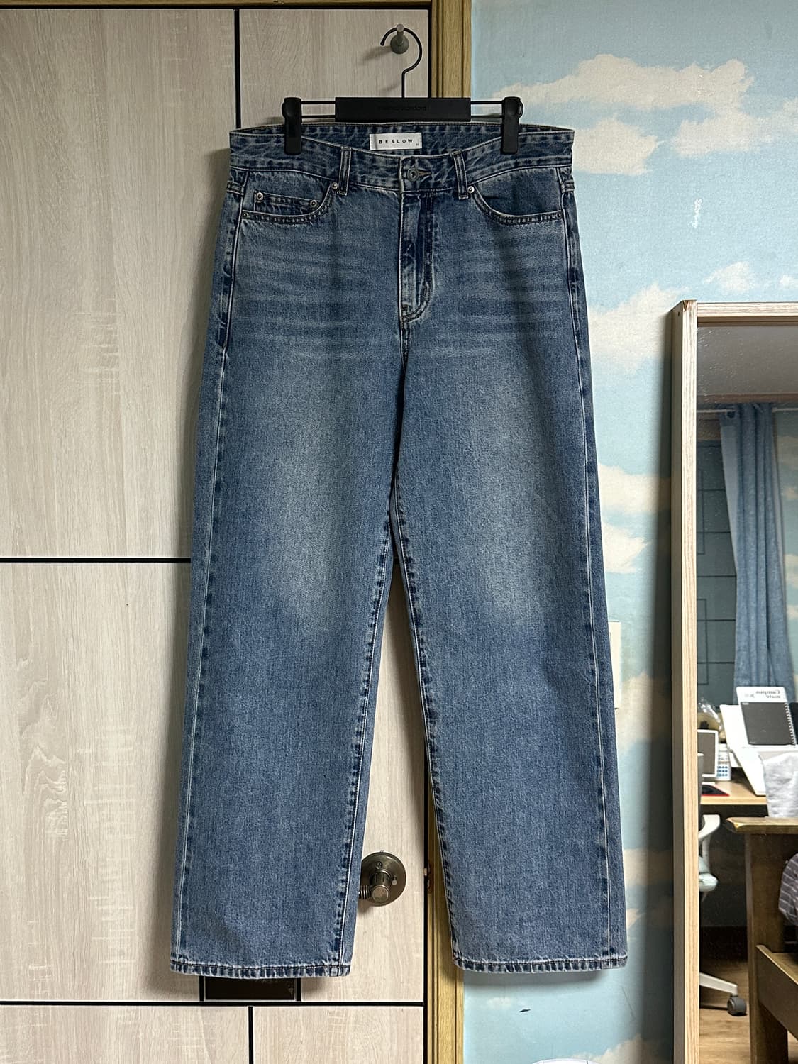 (32) 비슬로우X패션약국  와이드 셀비지데님 라이트블루 상품이미지2