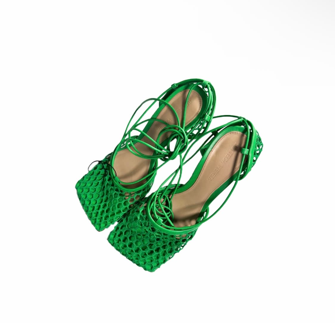 [36] 보테가베네타 여성 스트레치 레이스업 스트랩 펌프스 샌들 그린 상품이미지3