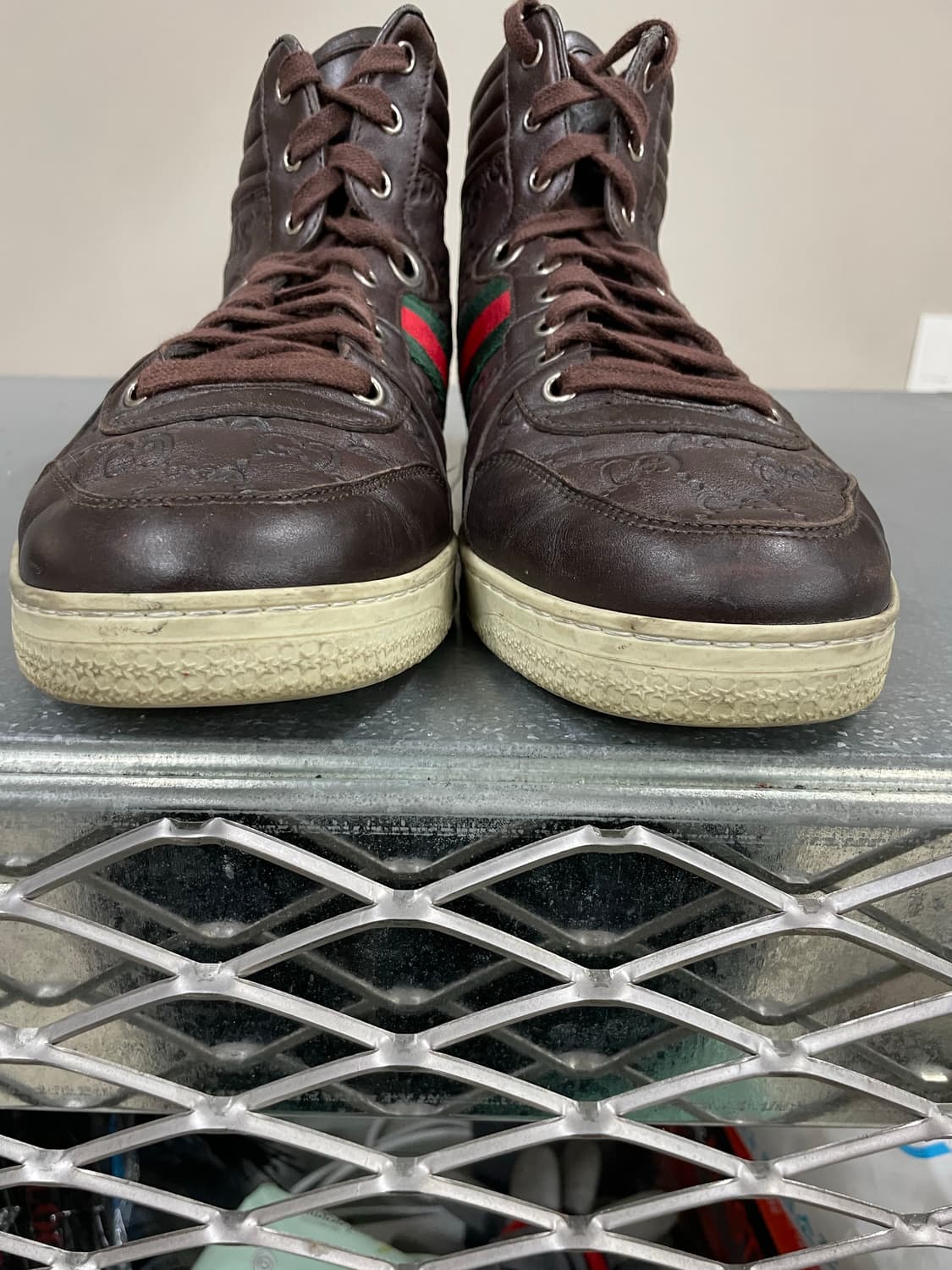 구찌 레더 하이탑 스니커즈 브라운 7 상품이미지8