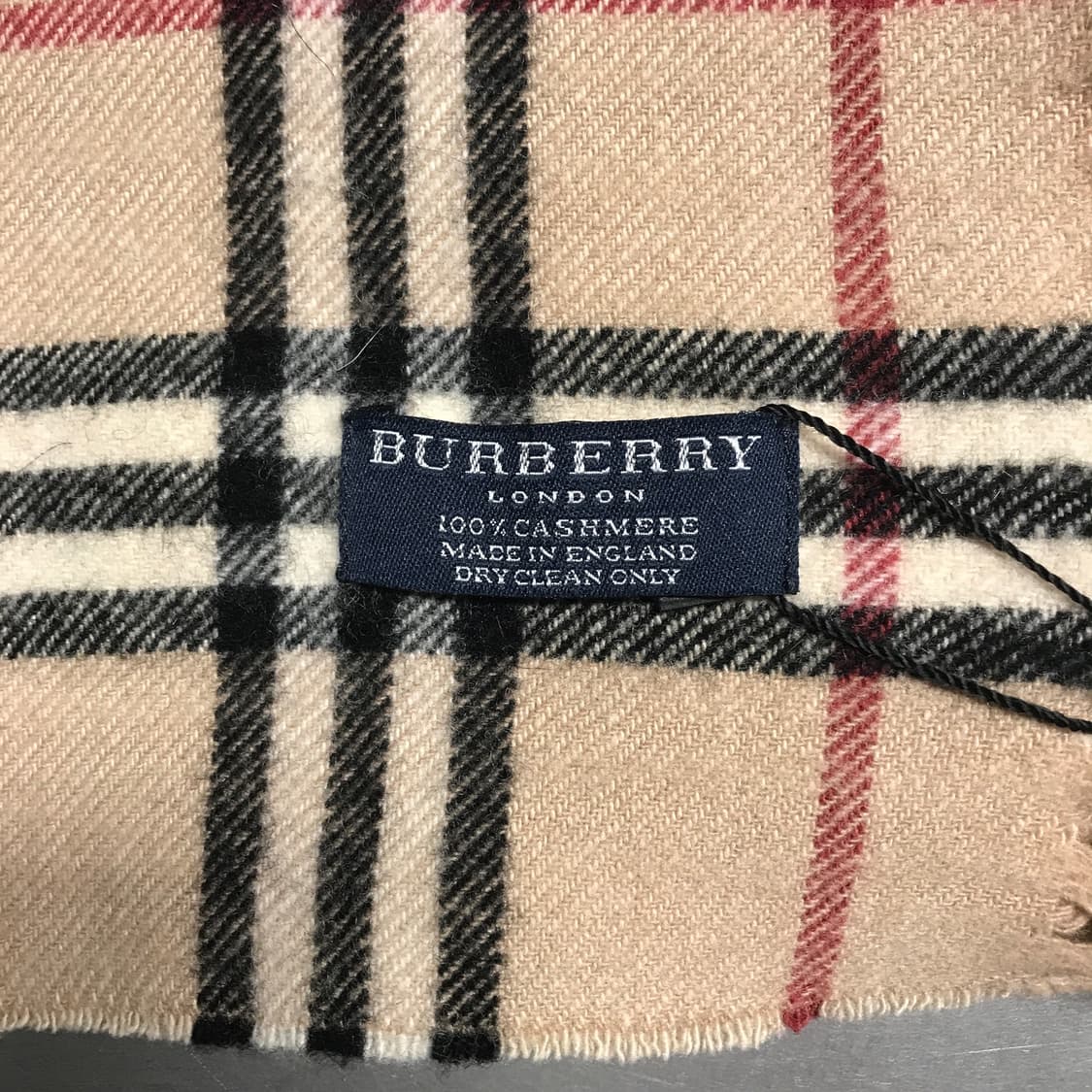 버버리 정품 캐시미어 머플러 베이지 상품이미지5