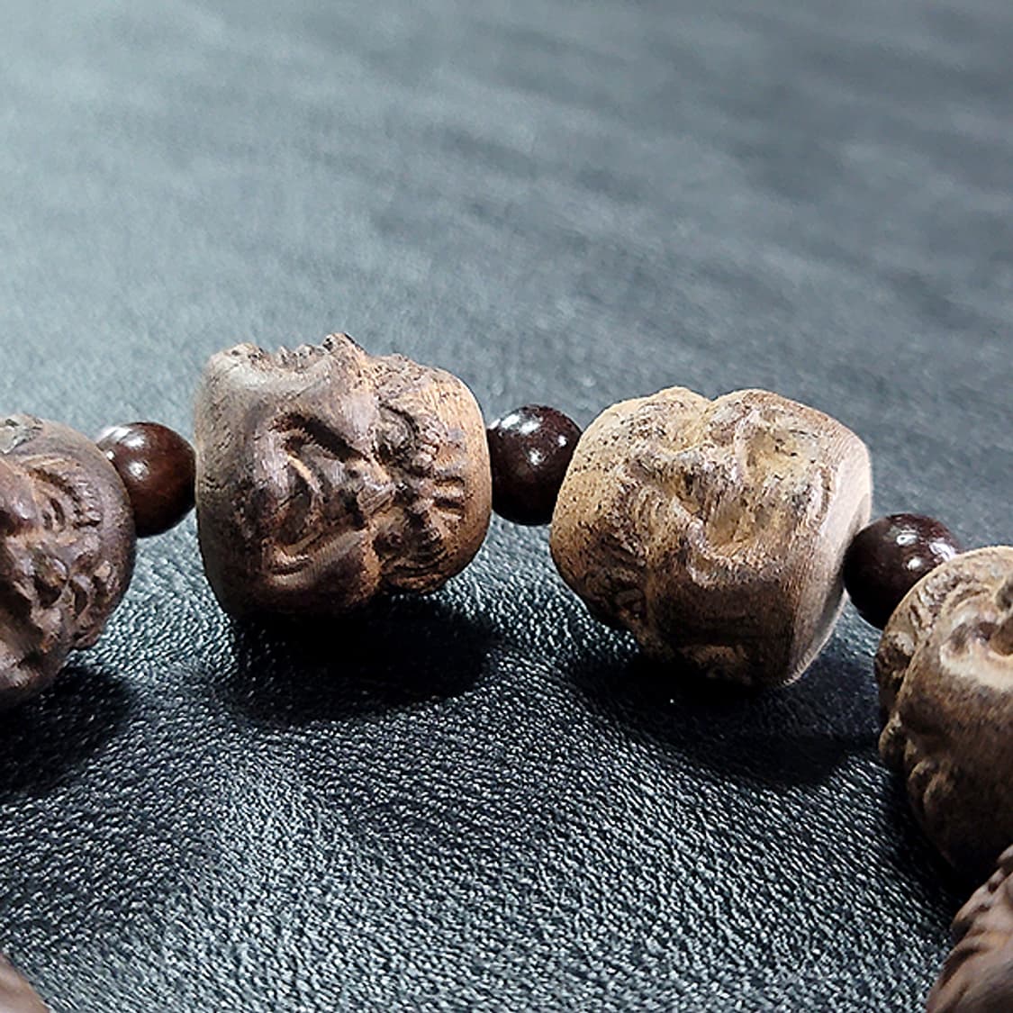 희로애락 침향나무 20mm 남자 소품 부처님 얼굴 불교 염주 팔찌 상품이미지5