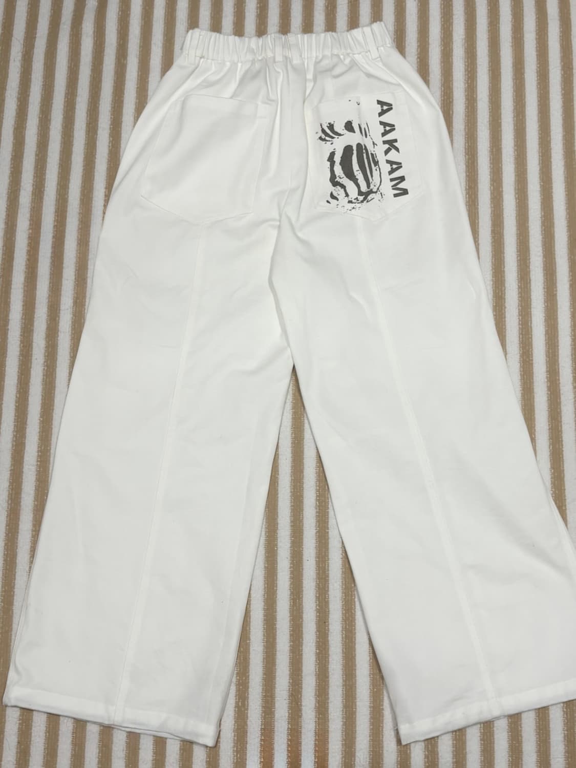 아캄 핀턱 데님 팬츠 화이트 상품이미지5