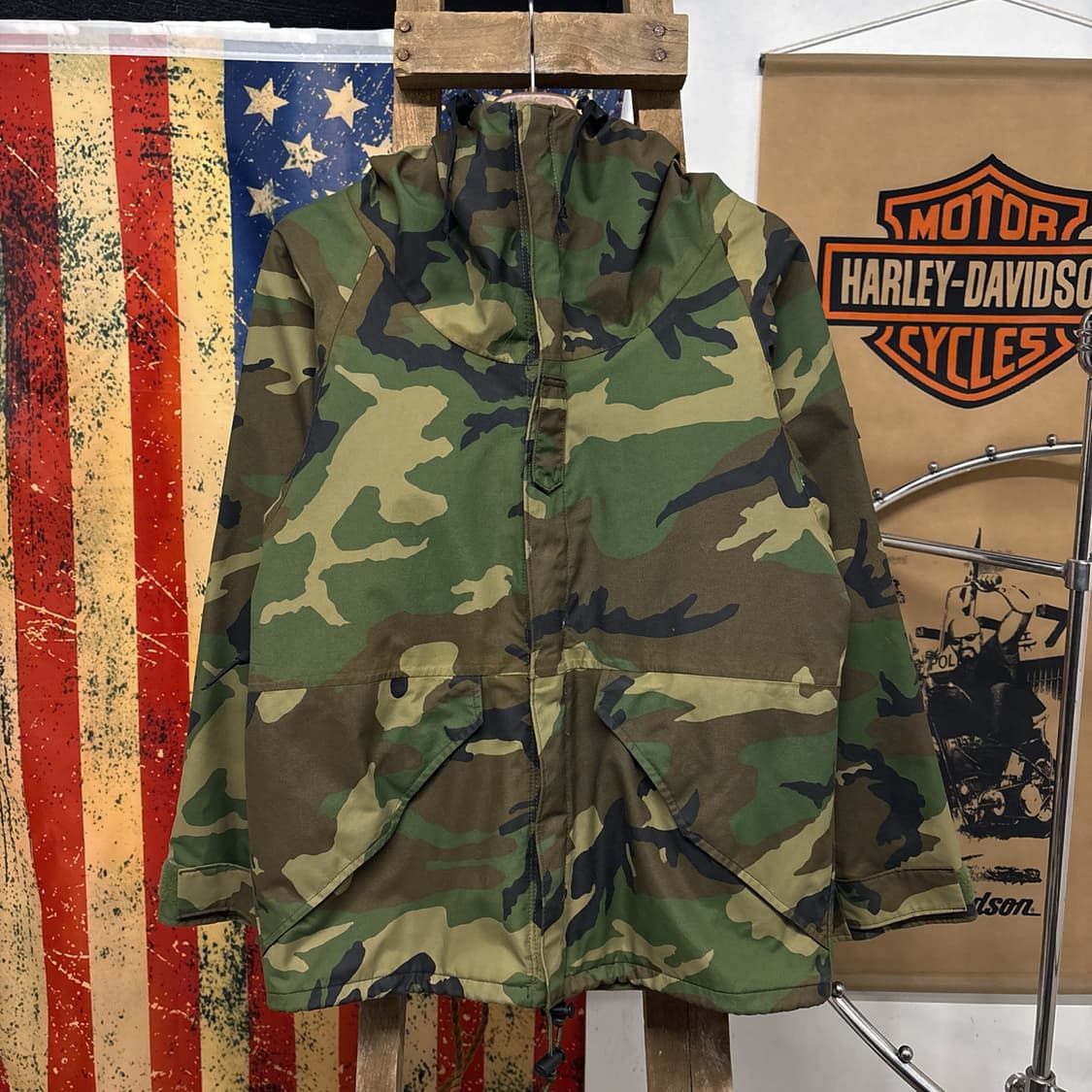 90s 오리지날 US ARMY ECWCS 고어텍스 파카 우드랜드 N490 상품이미지1