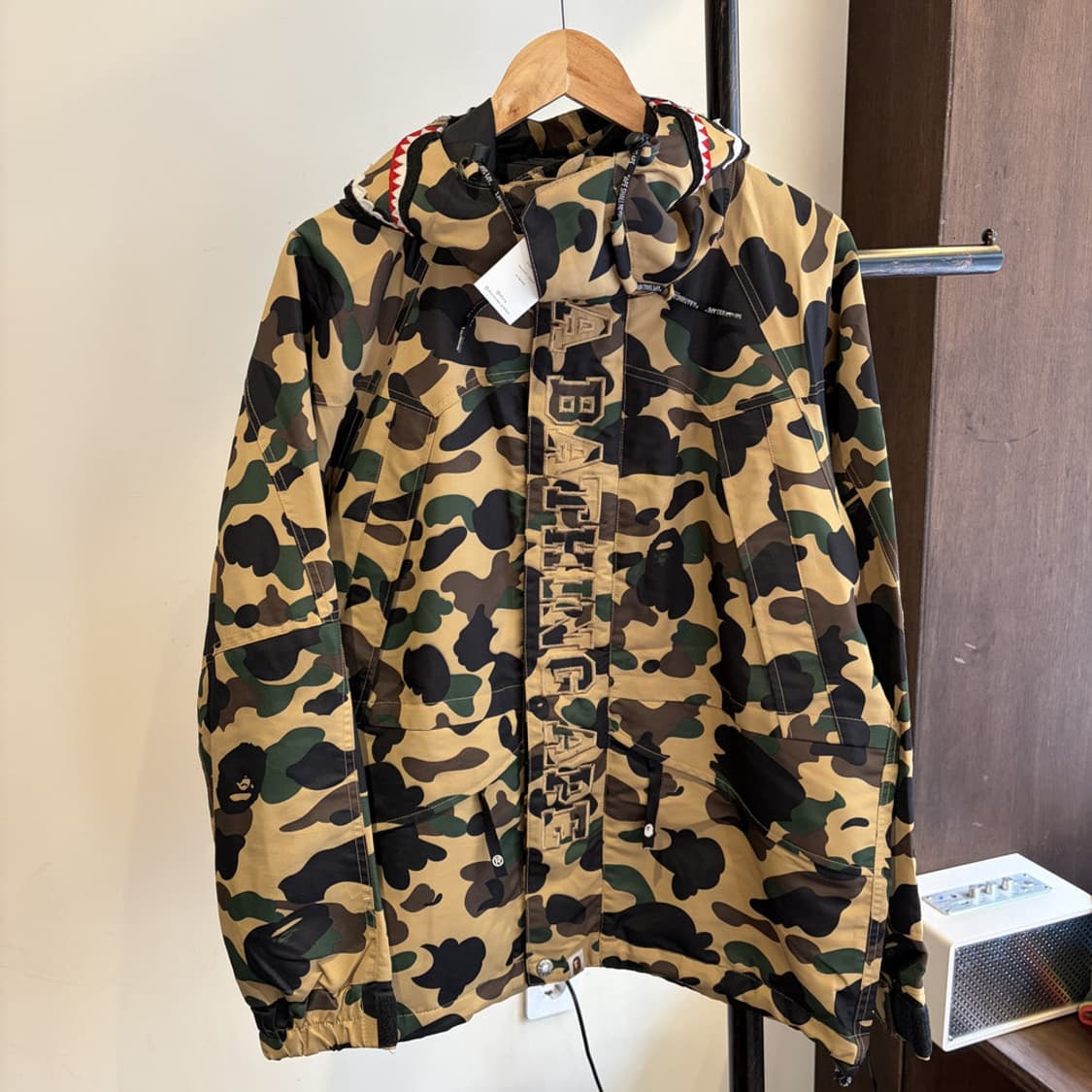 16099 - 베이프 카모 샤크 스노우보드 자켓 상품이미지2